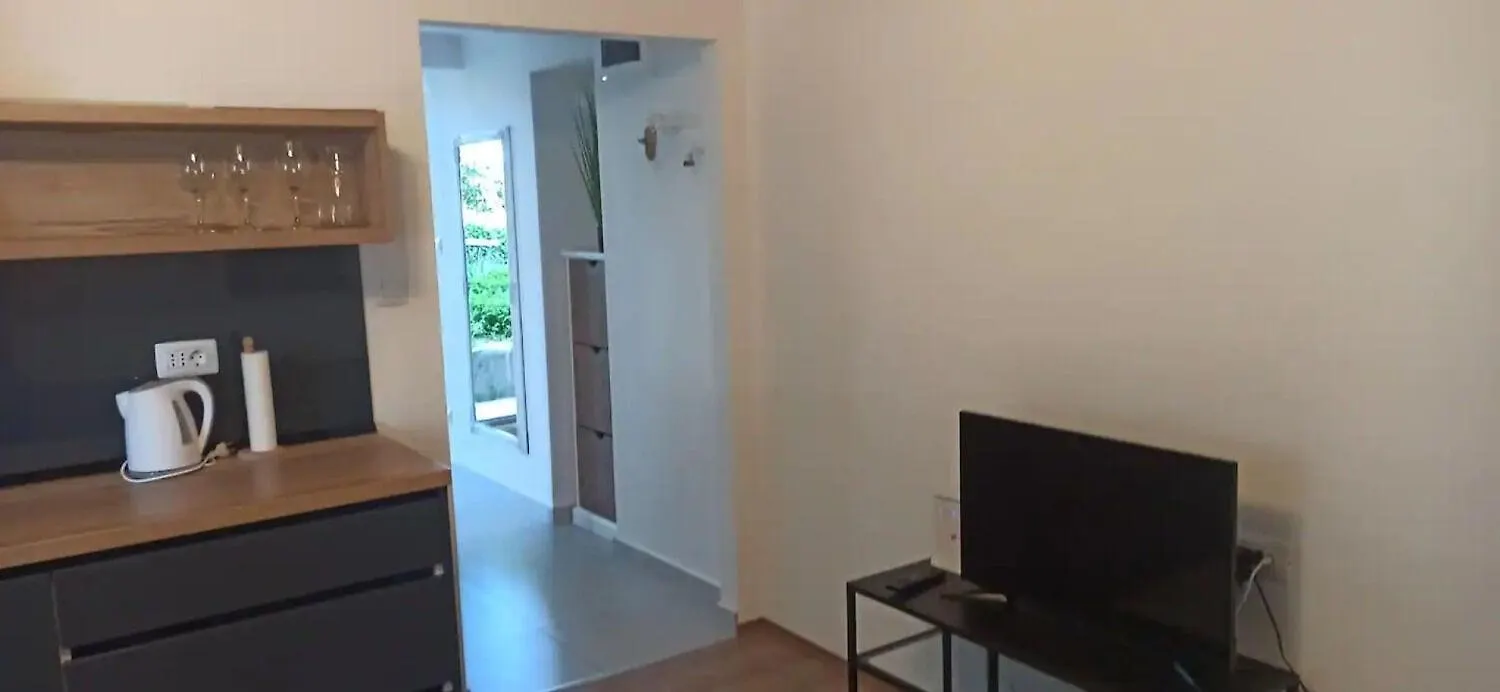 Apartment Martina - Modern With View Rijeka